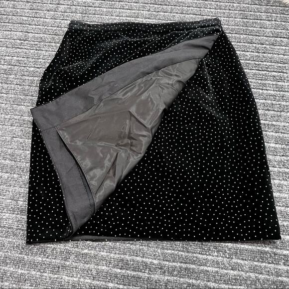 THEORY Women’s Dot Pleated Wrap Skirt Black Velvet Size 0 - Picture 9 of 14
